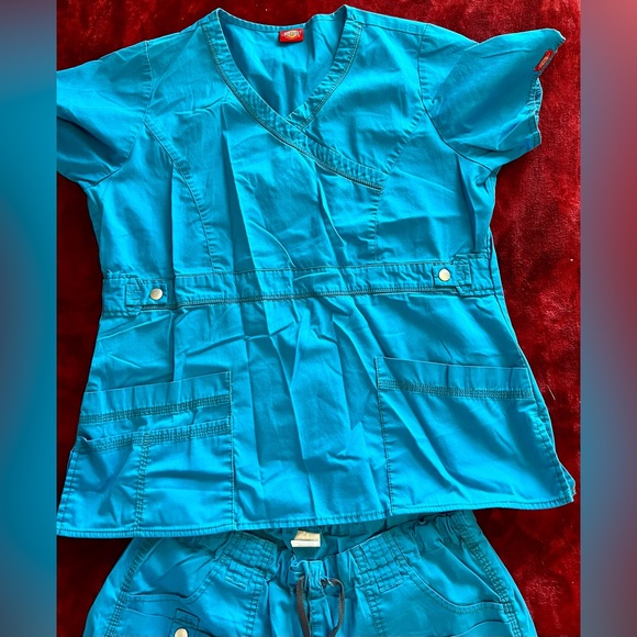 Dickie cargo nursing scrub set - Picture 1 of 4